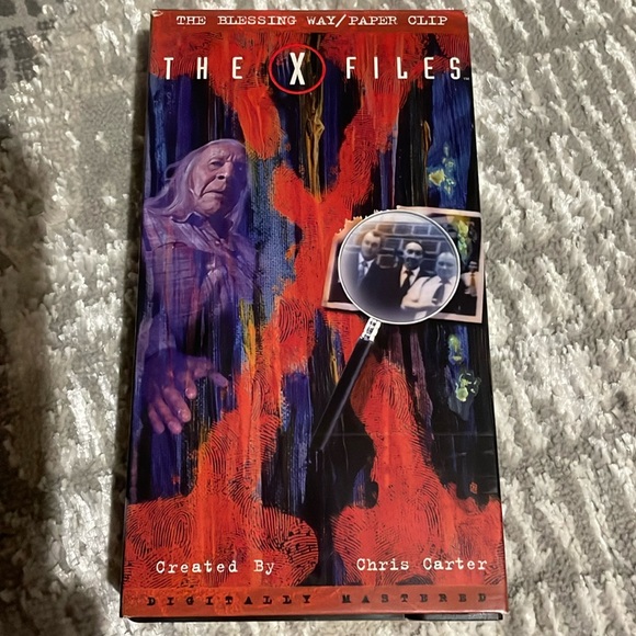 Box set for the X Files includes three VHS tapes. Digitally mastered. VGUC - Picture 8 of 11